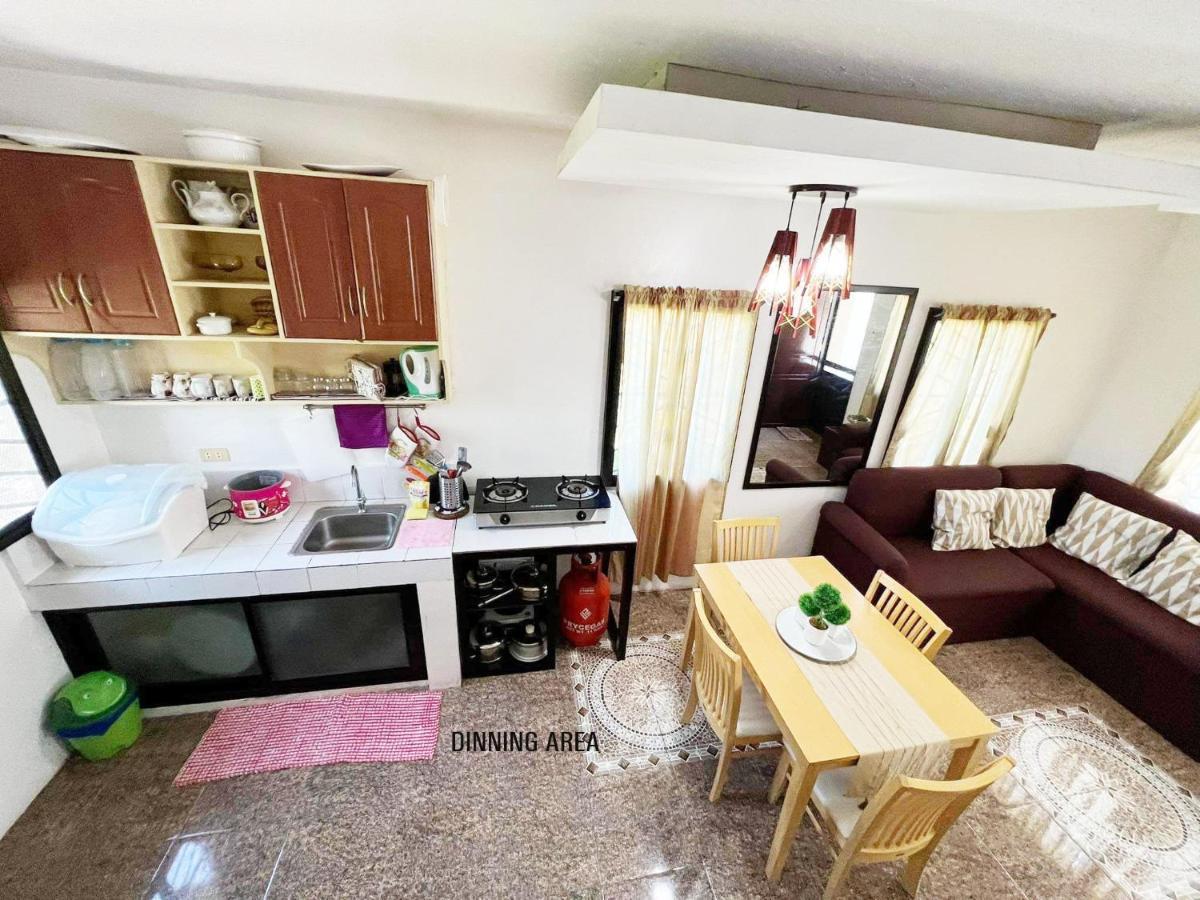 Beach Resorts Walking Distance To The Town House Davao City Eksteriør bilde