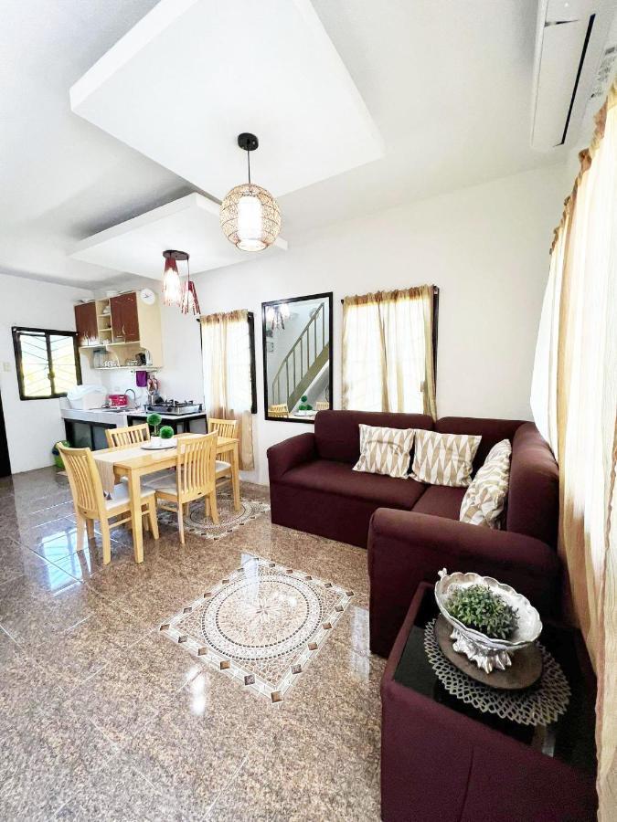 Beach Resorts Walking Distance To The Town House Davao City Eksteriør bilde