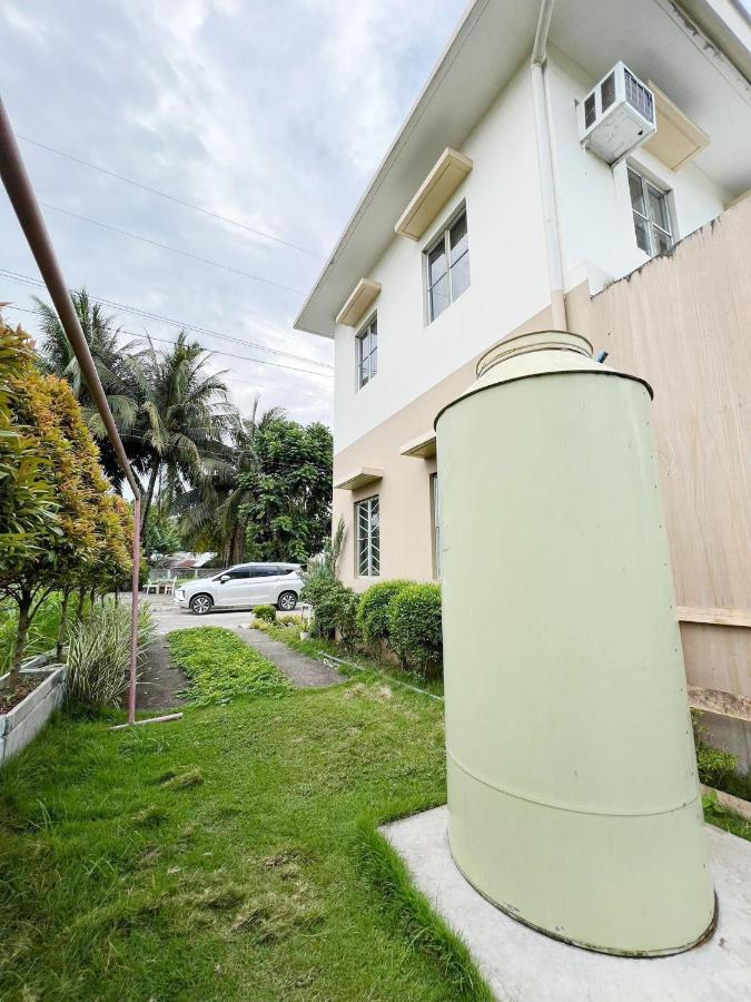 Beach Resorts Walking Distance To The Town House Davao City Eksteriør bilde