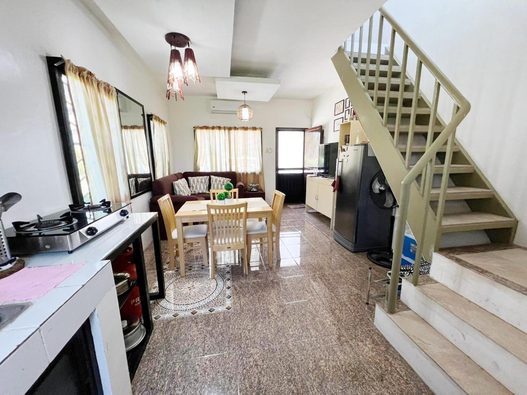 Beach Resorts Walking Distance To The Town House Davao City Eksteriør bilde